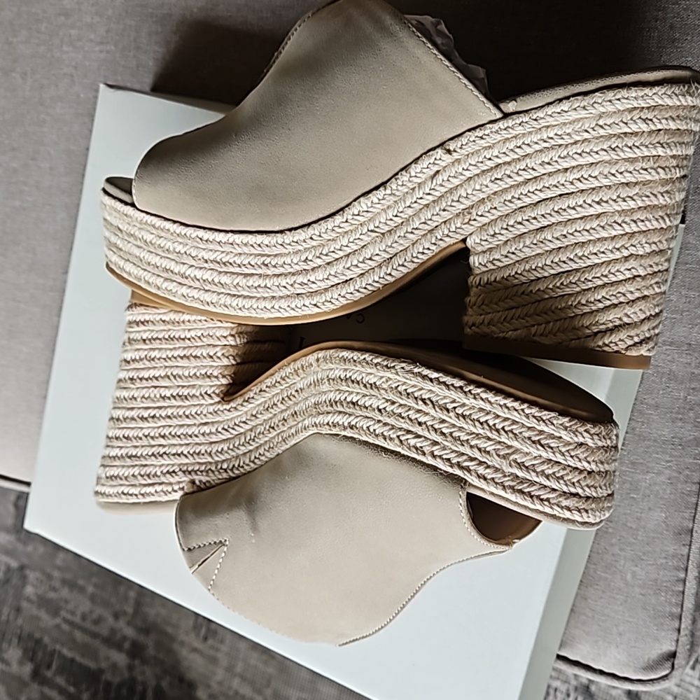 Oasis Society shoes